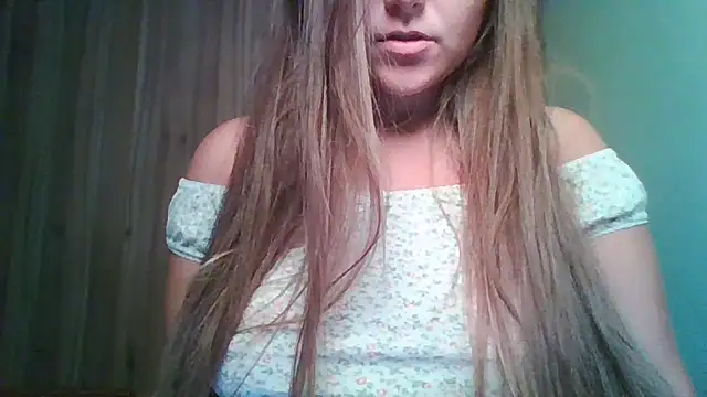 Evasapples online show from July 2026 08:44:02 PM