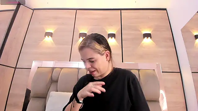 dorothy vegga online show from November 2025 02:22:02 AM