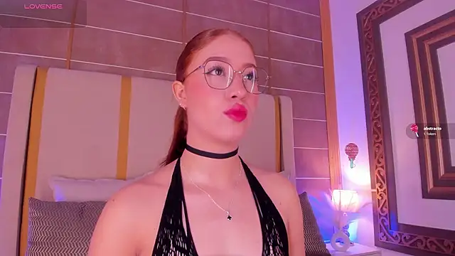 Snapshot of AbigailCarter chatting on February 2026 03:01:02 AM AbigailCarter online show from February 2026 03:01:02 AM