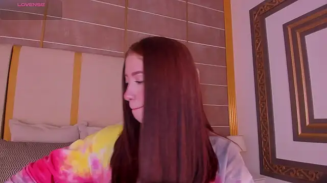 Snapshot of AbigailCarter chatting on February 2026 03:02:01 AM AbigailCarter online show from February 2026 03:02:01 AM