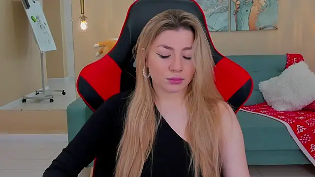 Snapshot of HelenaMorgan chatting on January 2025 12:52:01 PM HelenaMorgan online show from January 2025 12:52:01 PM