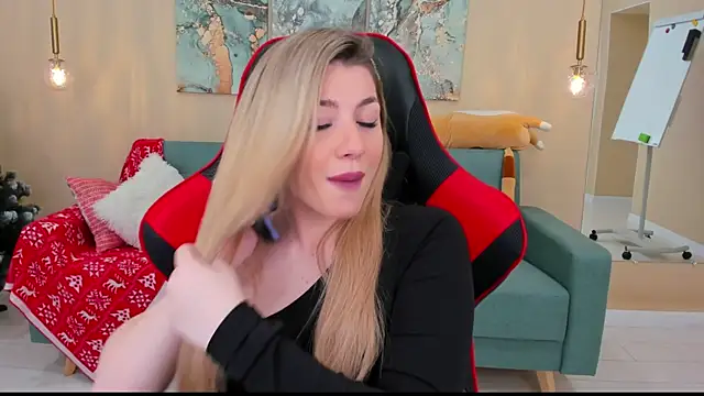 Snapshot of HelenaMorgan chatting on January 2025 06:57:02 PM HelenaMorgan online show from January 2025 06:57:02 PM