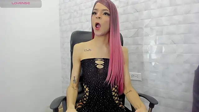 Realbadbxtch online show from March 2025 07:49:02 PM