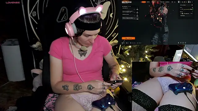 BrandiWRLD 999 online show from December 2024 11:07:02 PM