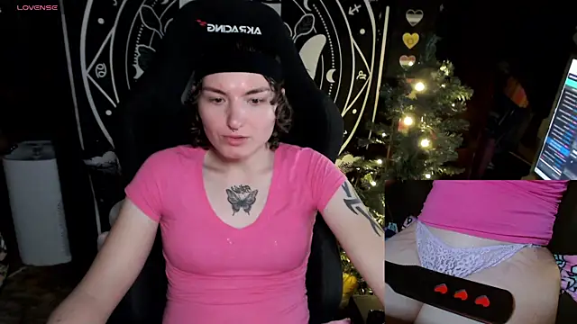 BrandiWRLD 999 online show from December 2024 12:09:01 AM