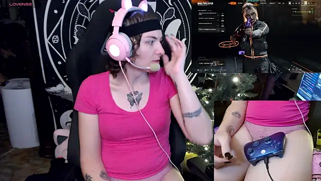 BrandiWRLD 999 online show from December 2024 11:24:01 PM