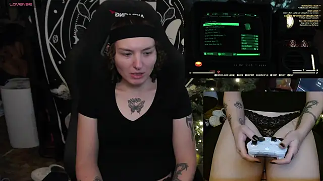 BrandiWRLD 999 online show from January 2025 07:10:01 PM