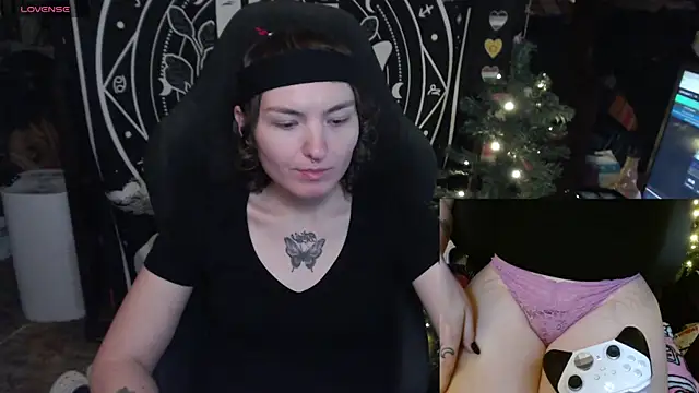 BrandiWRLD 999 online show from January 2025 06:16:02 PM