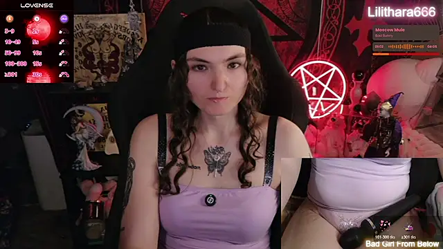 BrandiWRLD 999 online show from July 2026 05:07:02 PM