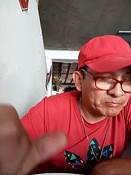 ardiente47 online show from November 2025 06:07:02 PM