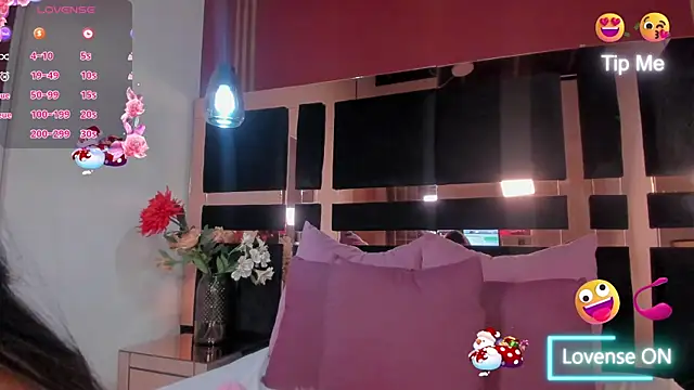 Snapshot of emma_carterr1 chatting on December 2024 08:12:02 PM emma carterr1 online show from December 2024 08:12:02 PM