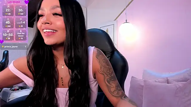 Snapshot of emma_carterr1 chatting on February 2025 09:27:02 PM emma carterr1 online show from February 2025 09:27:02 PM