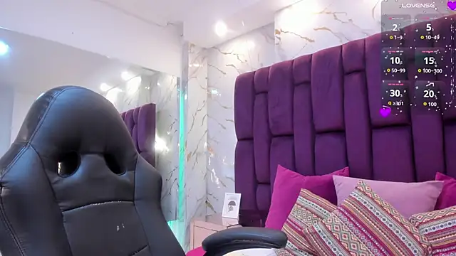 Snapshot of emma_carterr1 chatting on September 2025 02:44:02 PM emma carterr1 online show from September 2025 02:44:02 PM