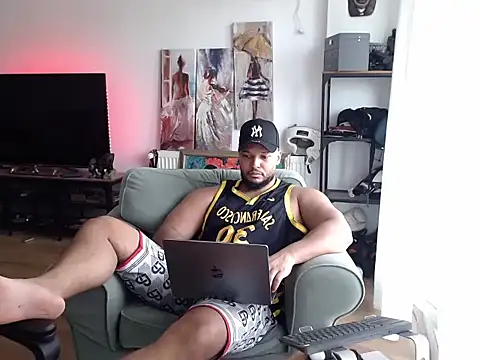 Snapshot of 1LordKingsley chatting on July 2026 04:18:01 AM 1LordKingsley online show from July 2026 04:18:01 AM