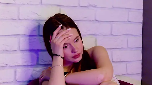 MilanaBalmain online show from February 2025 01:49:02 AM