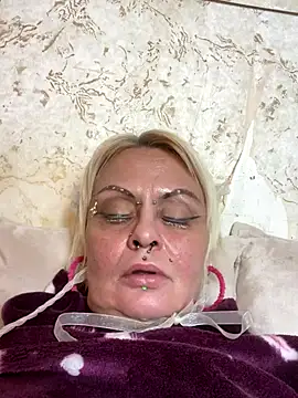 Gardener of Illusions online show from November 2025 11:09:01 PM