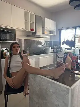 dreamgirls100 online show from December 2024 06:37:02 AM