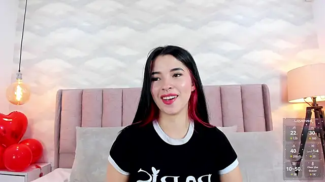 im nika  online show from February 2025 01:02:01 PM