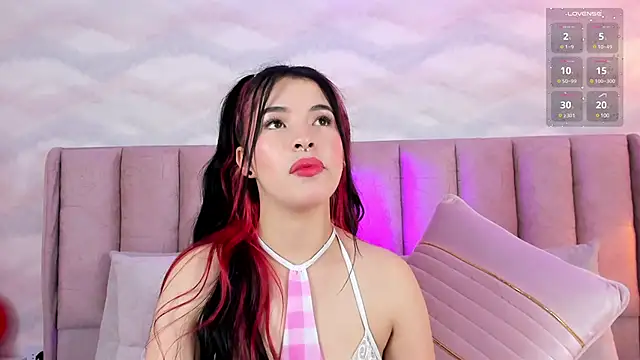 im nika  online show from February 2025 04:32:01 PM