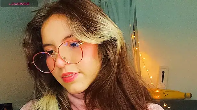 cherrybom969 online show from February 2025 01:09:02 AM