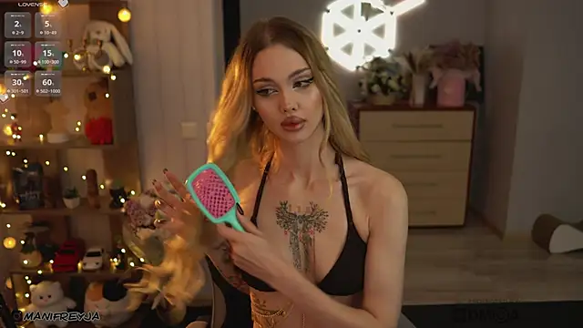 ManiFreyja online show from September 2025 02:13:02 AM