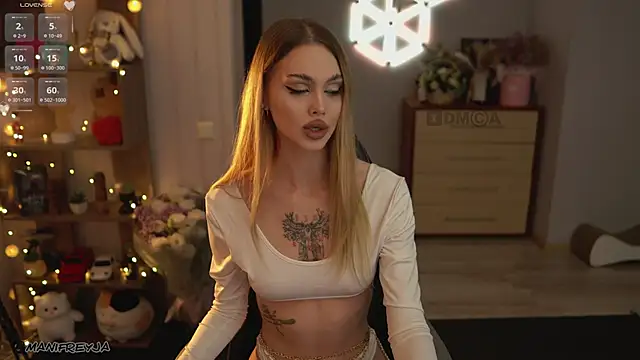 ManiFreyja online show from September 2025 06:20:02 PM