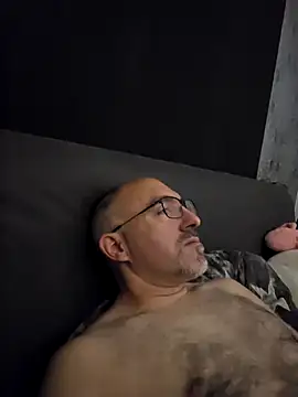 Crosss-23cm online show from October 2025 08:07:02 PM