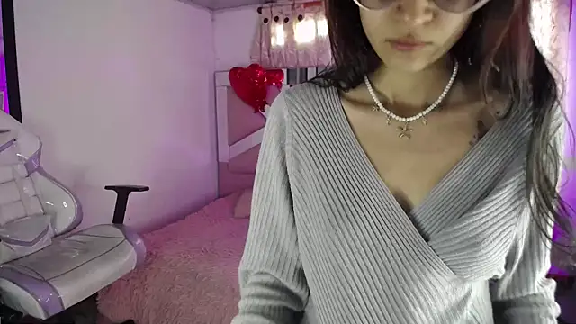 Mia Fischer online show from February 2025 11:59:02 AM