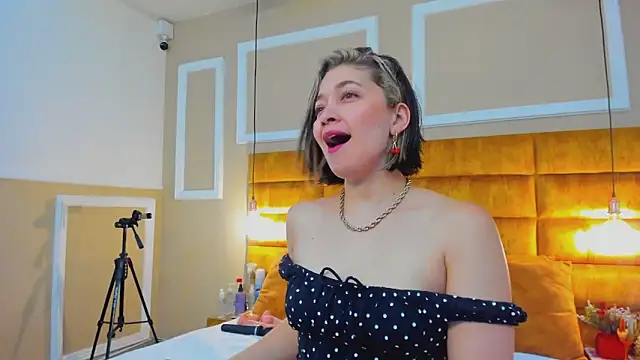 adarussell online show from December 2025 02:11:01 PM