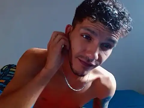 Snapshot of Benjamin_show chatting on January 2025 03:45:01 PM Benjamin show online show from January 2025 03:45:01 PM