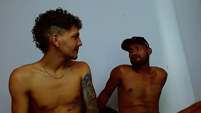 Snapshot of Benjamin_show chatting on February 2025 03:04:02 PM Benjamin show online show from February 2025 03:04:02 PM