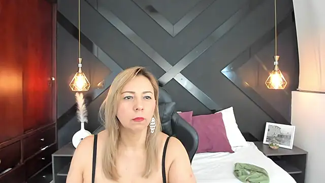 andre soto  online show from February 2025 02:05:02 AM