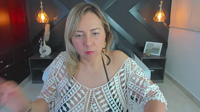 andre soto  online show from October 2025 02:13:01 AM