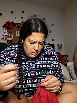 kittymorenita26 online show from December 2024 10:04:02 PM