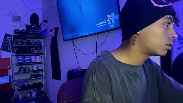  Billowy  online show from December 2025 06:26:01 PM