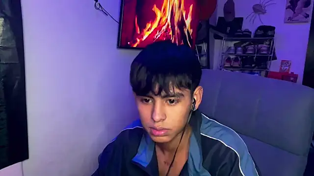  Billowy  online show from February 2026 07:04:01 AM