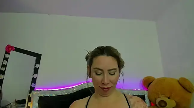 JanneKim online show from January 2025 01:15:01 AM