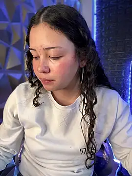 Paloma  LS online show from February 2025 07:05:02 PM