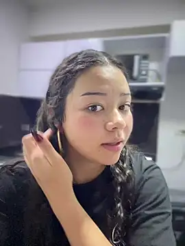 Paloma  LS online show from February 2025 08:42:02 PM