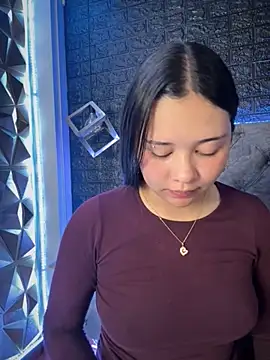 Paloma  LS online show from September 2025 07:15:01 PM