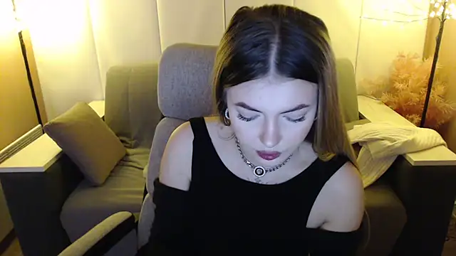 Ritaneer online show from March 2025 09:06:02 AM