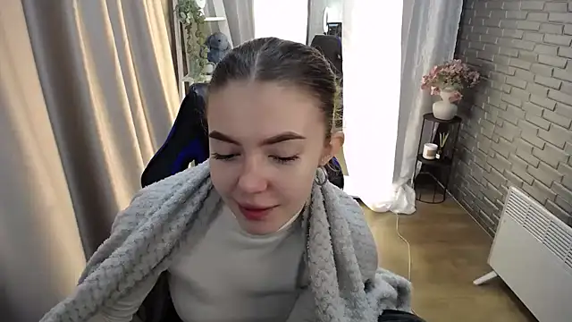 Ritaneer online show from October 2025 08:14:01 AM