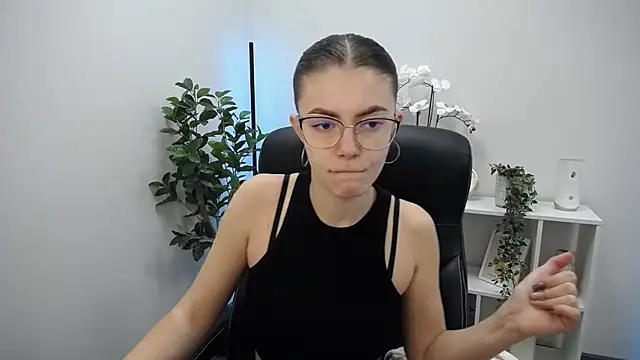 Ritaneer online show from February 2026 09:19:02 AM