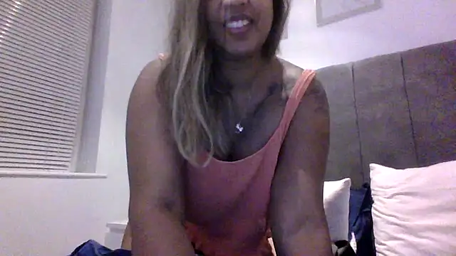 Snapshot of TEMPTING-TAMMY chatting on February 2025 10:32:01 PM TEMPTING-TAMMY online show from February 2025 10:32:01 PM