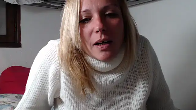 Doucelouve9 online show from January 2026 05:27:02 PM