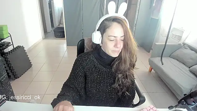 jessiburningheels online show from March 2025 11:51:02 AM