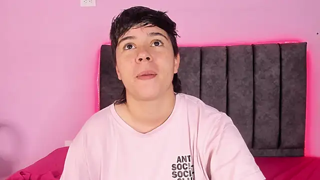 AbbySmiitth  online show from February 2025 12:28:01 PM