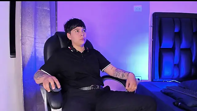 AbbySmiitth  online show from March 2025 12:12:01 PM