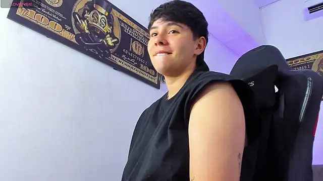 AbbySmiitth  online show from March 2025 03:27:02 PM