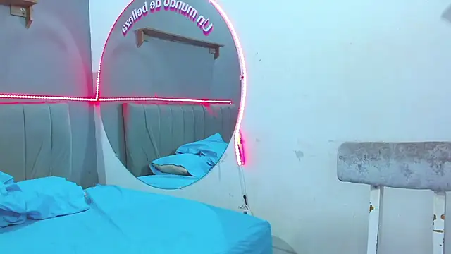 minimi naty online show from January 2025 07:23:01 PM